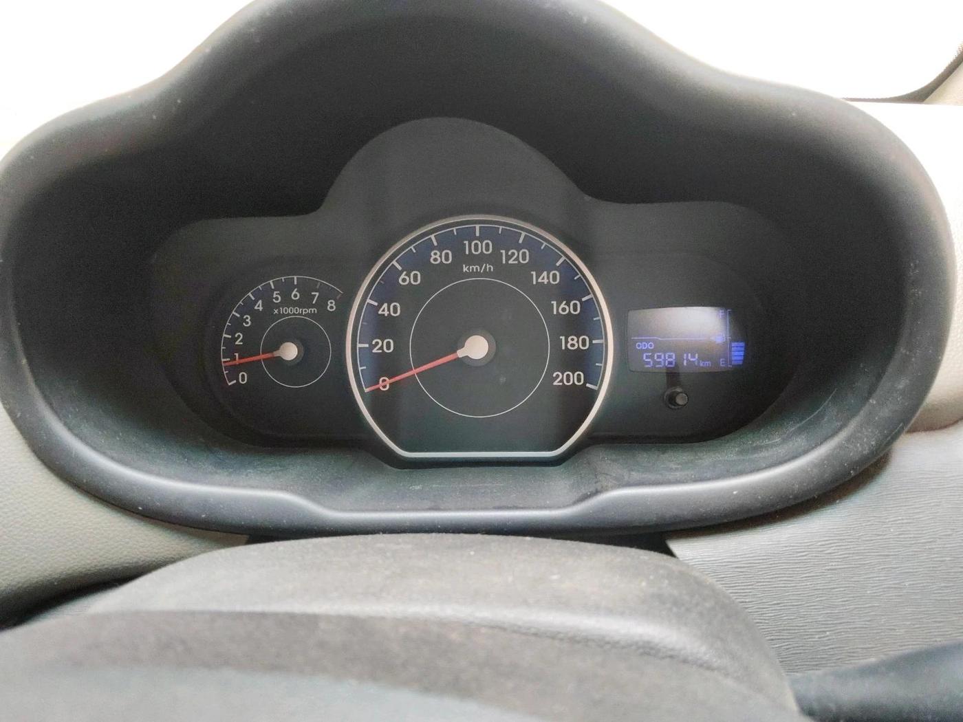 2012 Hyundai i10 MAGNA 1.2, Petrol, Manual, 59,814 km, interior