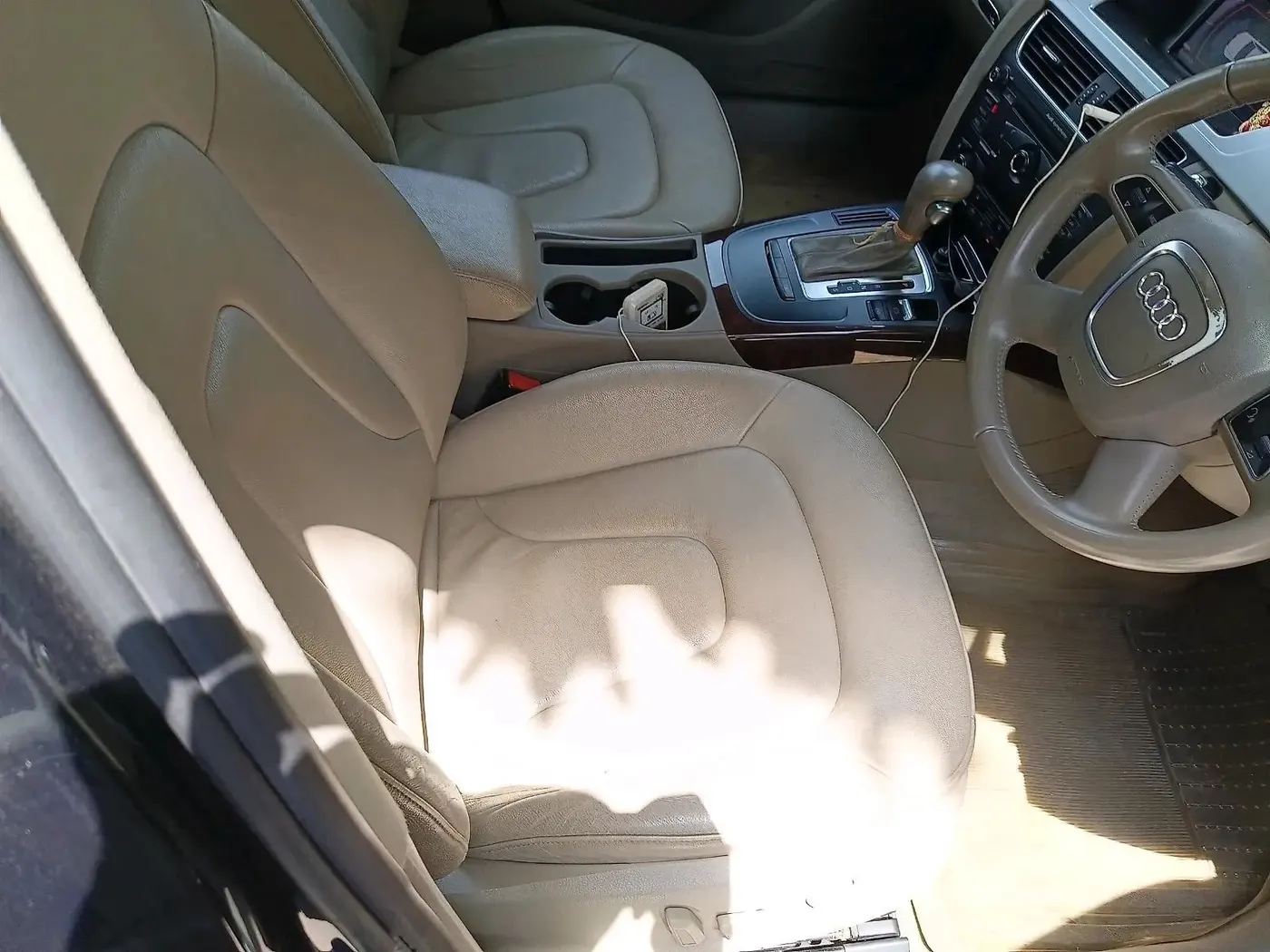 2011 Audi A4 1.8 TFSI MULTITRONIC, Petrol, Automatic, 19,199 km, interior