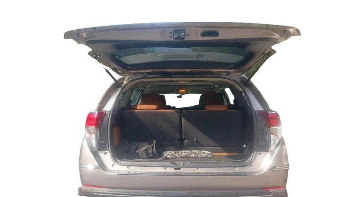 2022 Toyota Innova Crysta 2.7 ZX AT 7 STR, Petrol, Automatic, 51,500 km, exterior