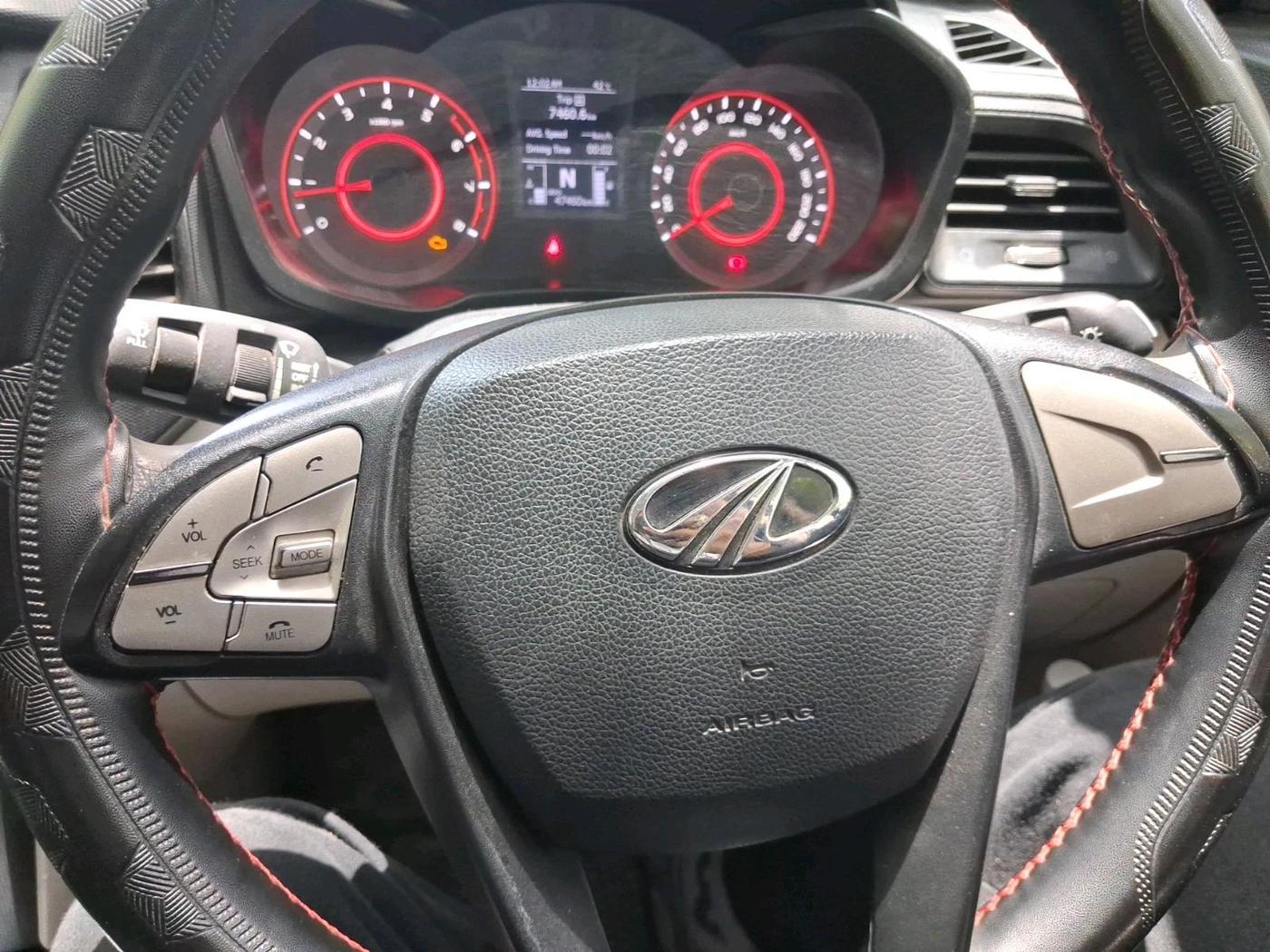 2022 Mahindra XUV300 W6 1.2 PETROL AMT, Petrol, Automatic, 47,460 km, interior