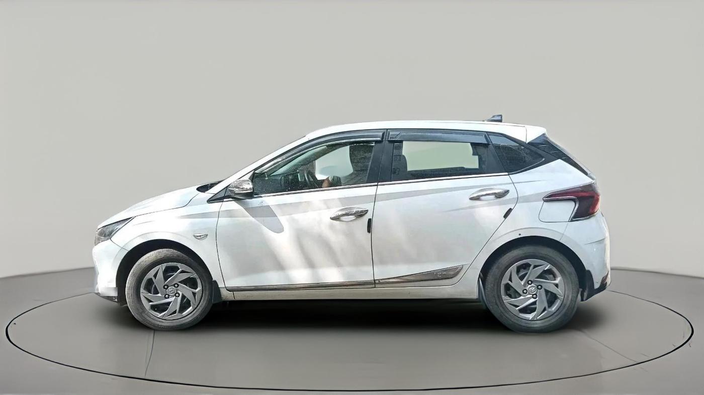 2021 Hyundai NEW I20 MAGNA 1.2 MT, Petrol, Manual, 24,427 km, exterior