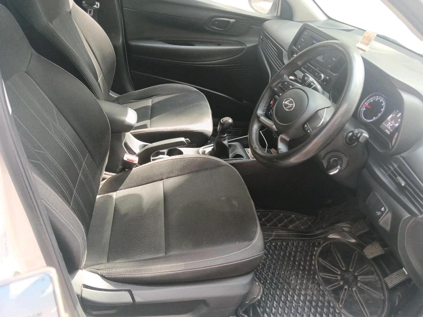 2021 Hyundai NEW I20 MAGNA 1.2 MT, Petrol, Manual, 24,427 km, interior