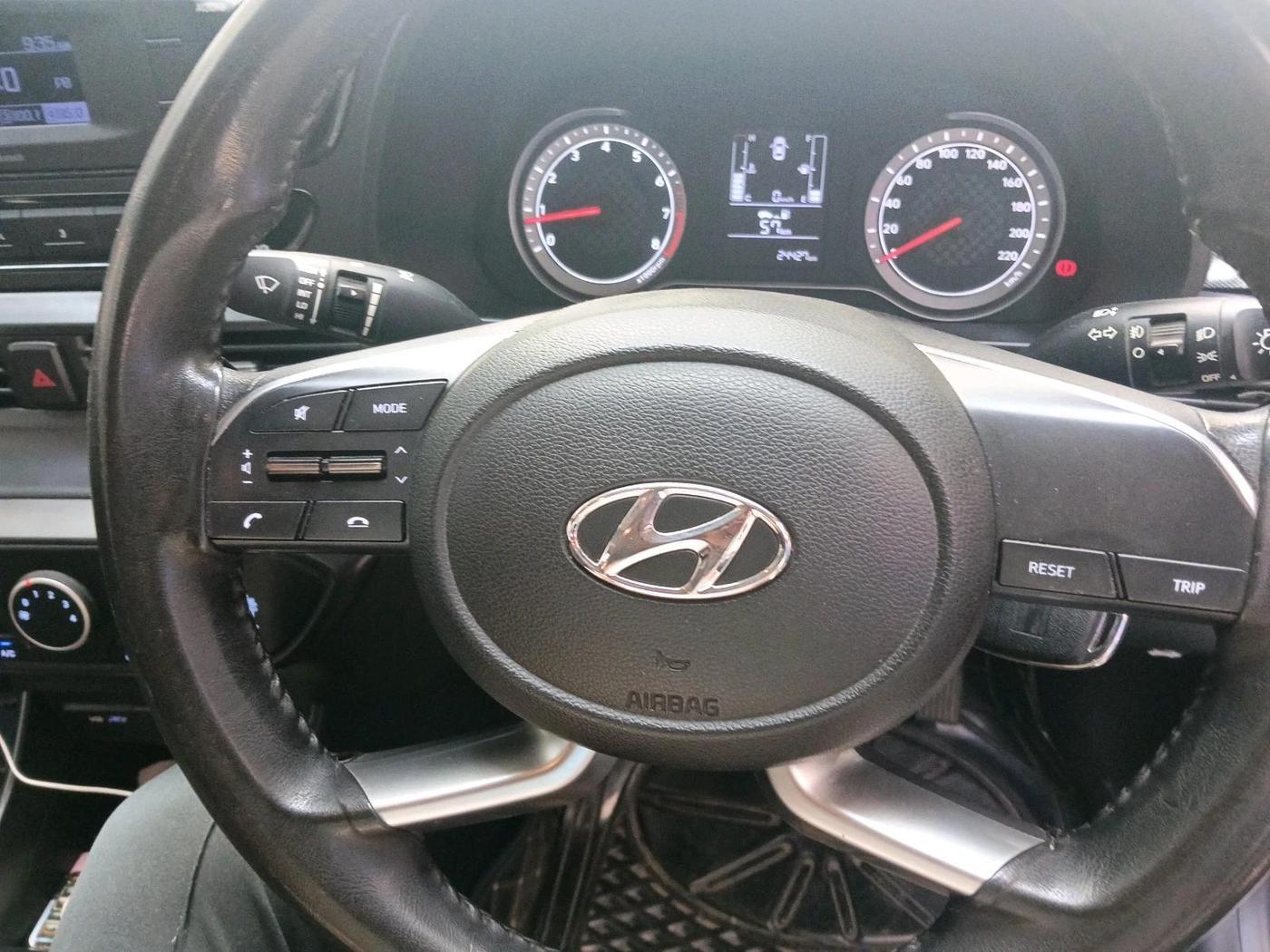 2021 Hyundai NEW I20 MAGNA 1.2 MT, Petrol, Manual, 24,427 km, interior