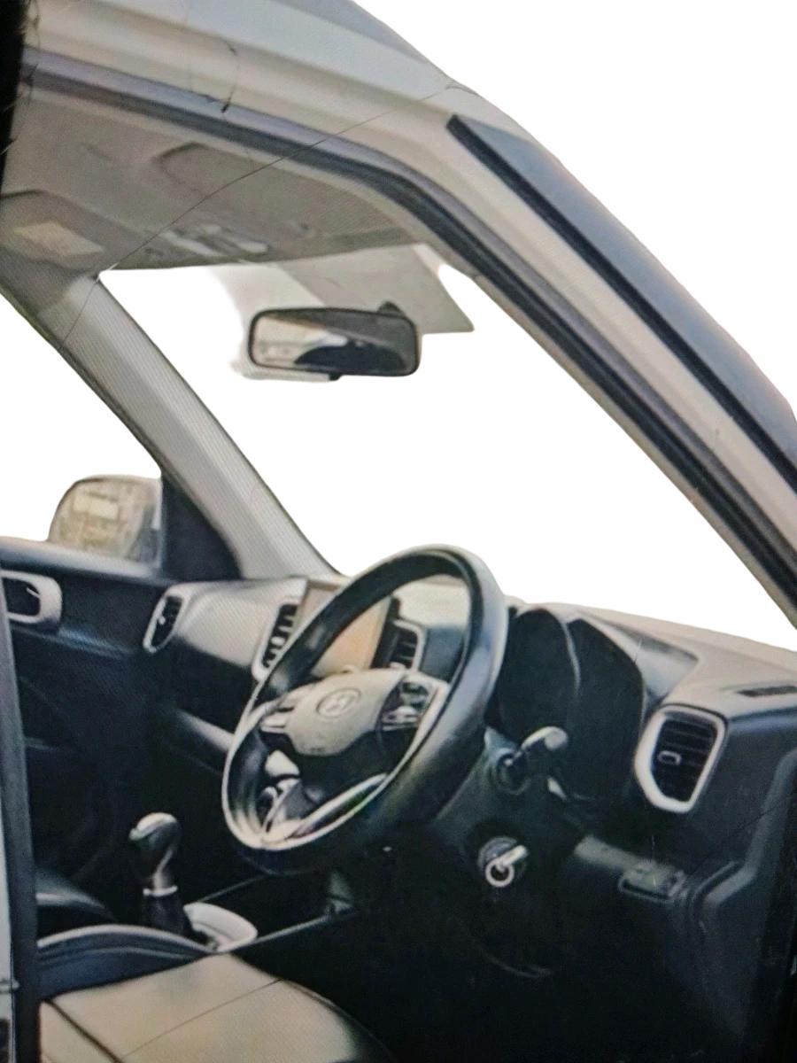 2022 Hyundai VENUE S PLUS 1.5 CRDI, Diesel, Manual, 45,061 km, interior