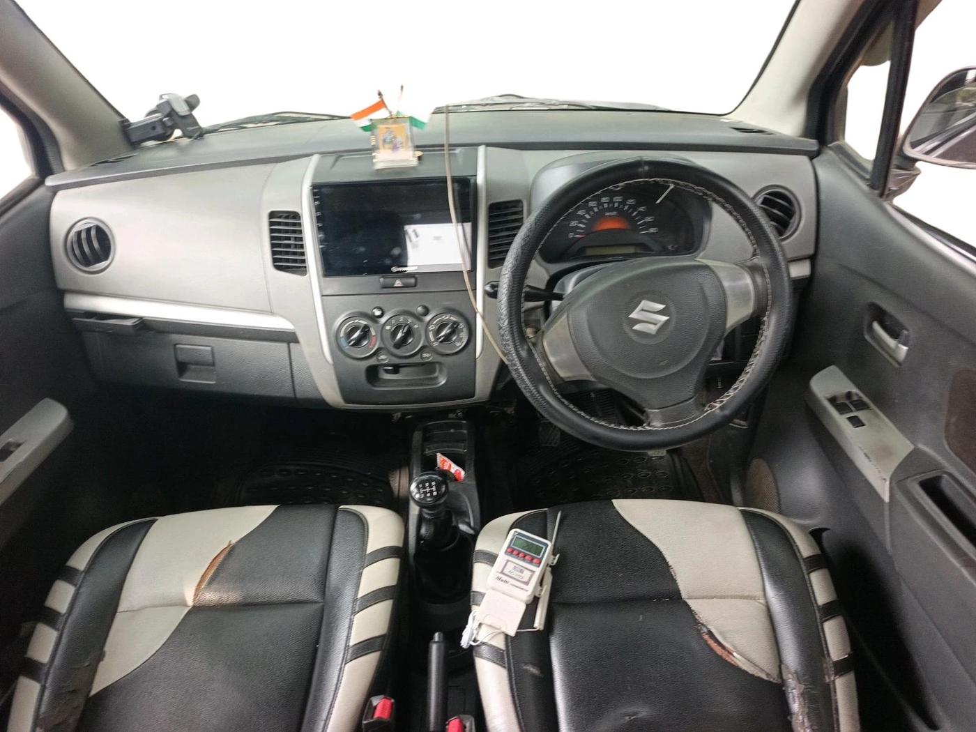 2012 Maruti Wagon R 1.0 LXI CNG, CNG, Manual, 1,45,981 km, interior