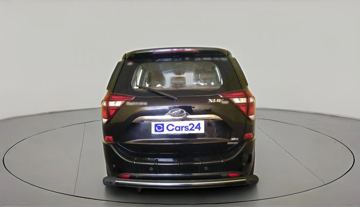 2018 Mahindra XUV500 W11 AT, Diesel, Automatic, 82,221 km, exterior