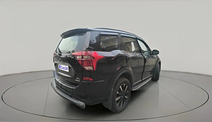 2018 Mahindra XUV500 W11 AT, Diesel, Automatic, 82,221 km, exterior