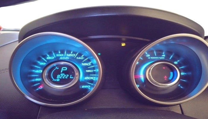 2018 Mahindra XUV500 W11 AT, Diesel, Automatic, 82,221 km, interior