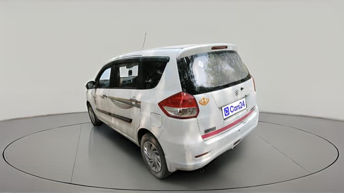 2013 Maruti Ertiga ZXI, CNG, Manual, 1,22,959 km, exterior