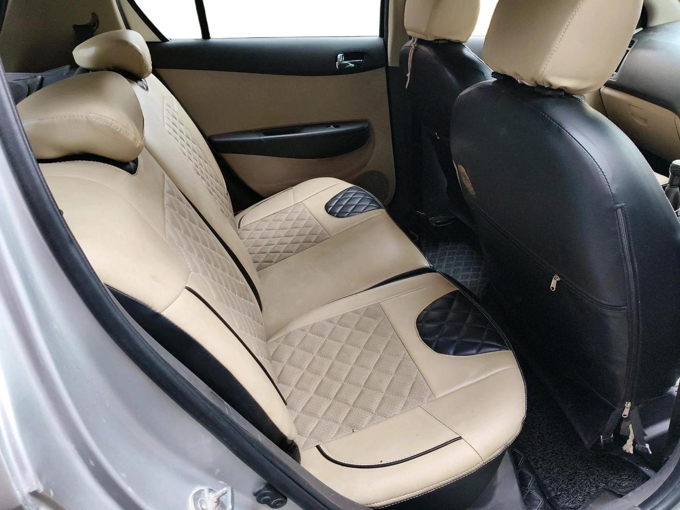 2012 Hyundai i20 SPORTZ 1.2, Petrol, Manual, 2,00,547 km, interior