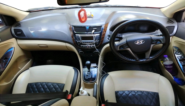 2015 Hyundai Verna FLUIDIC 4S1.6 VTVT S O AT, Petrol, Automatic, 74,077 km, interior