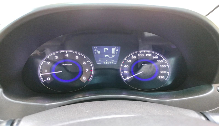 2015 Hyundai Verna FLUIDIC 4S1.6 VTVT S O AT, Petrol, Automatic, 74,077 km, interior