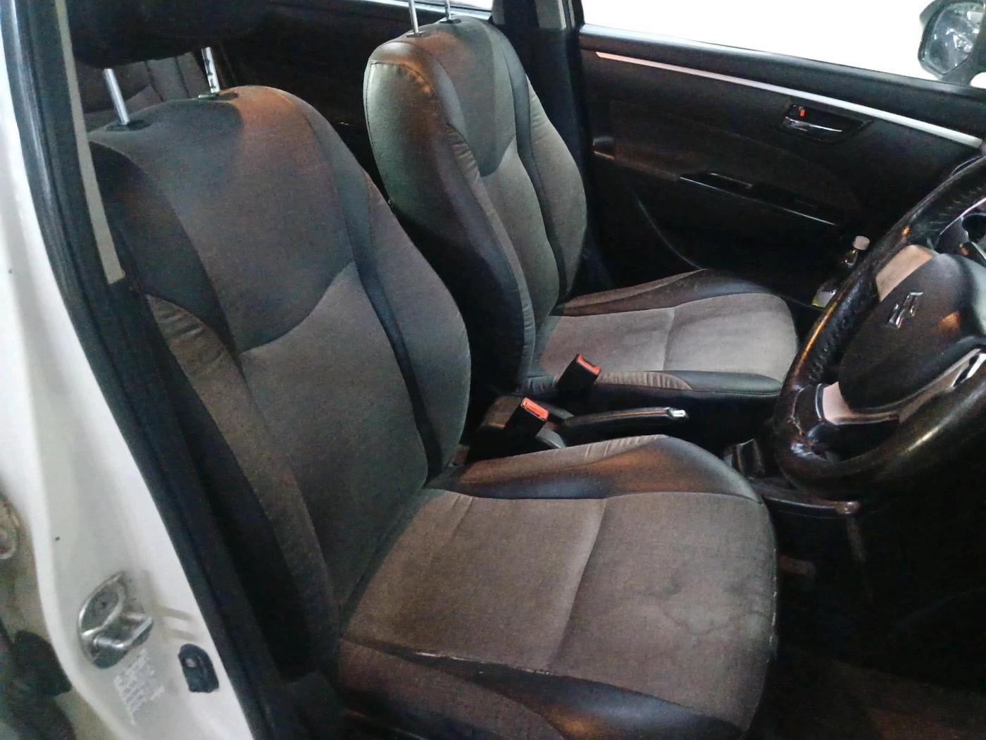 2013 Maruti Swift VXI, Petrol, Manual, 54,383 km, interior