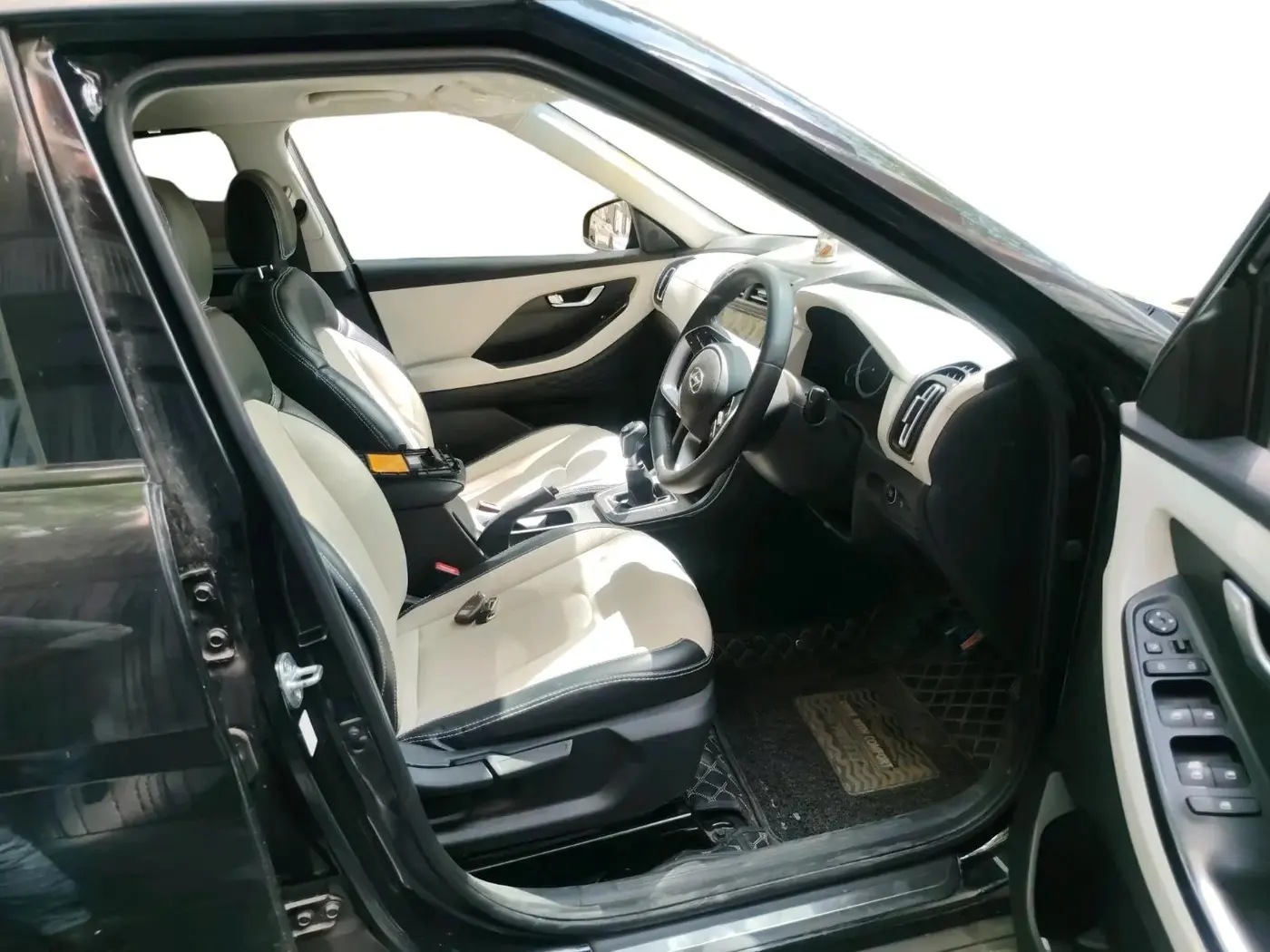 2023 Hyundai Creta SX 1.5 PETROL, Petrol, Manual, 18,445 km, interior