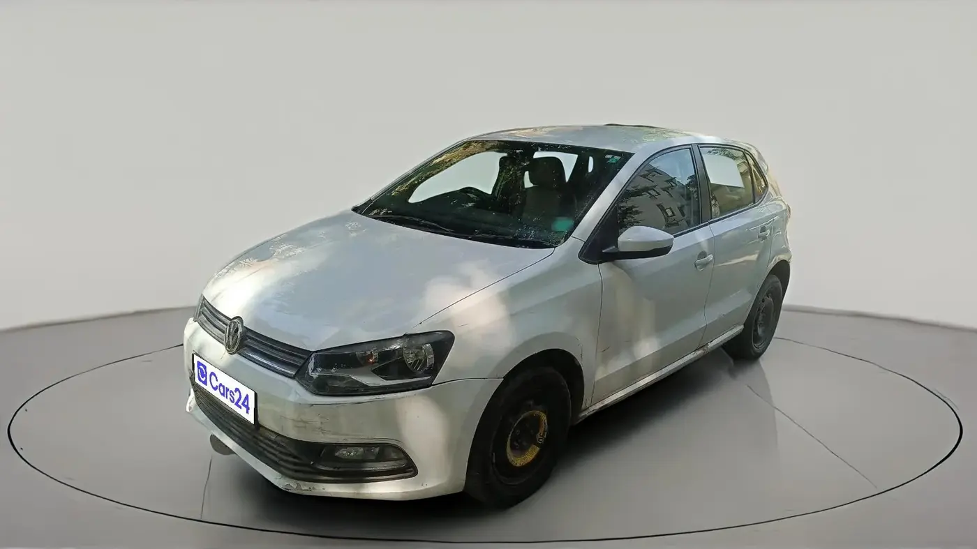 2016 Volkswagen Polo COMFORTLINE 1.2L, Petrol, Manual, 1,26,557 km, exterior