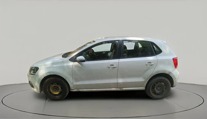 2016 Volkswagen Polo COMFORTLINE 1.2L, Petrol, Manual, 1,26,557 km, exterior