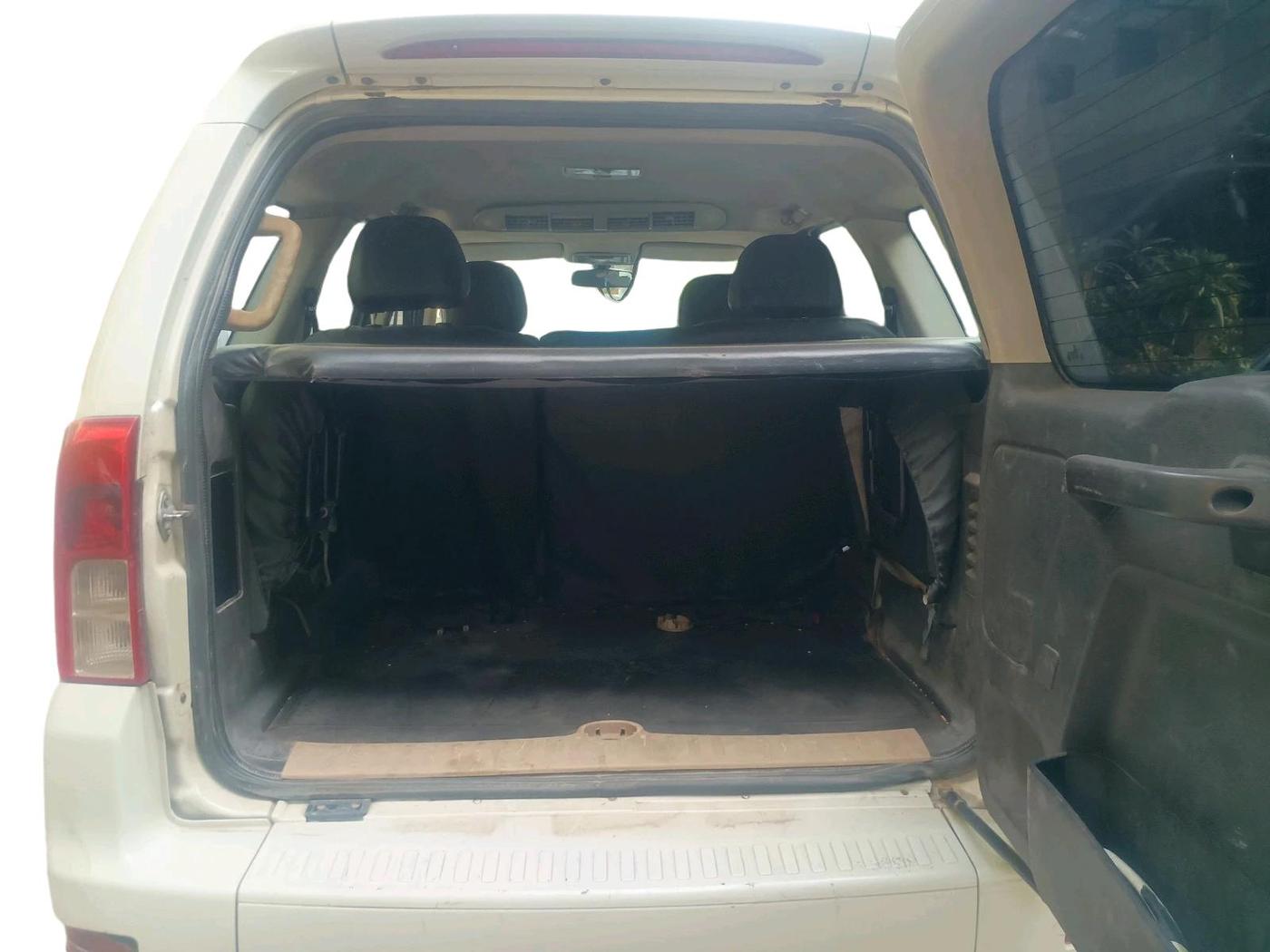 2019 Tata Safari Storme 2.2 EX 4X2, Diesel, Manual, 1,47,294 km, exterior