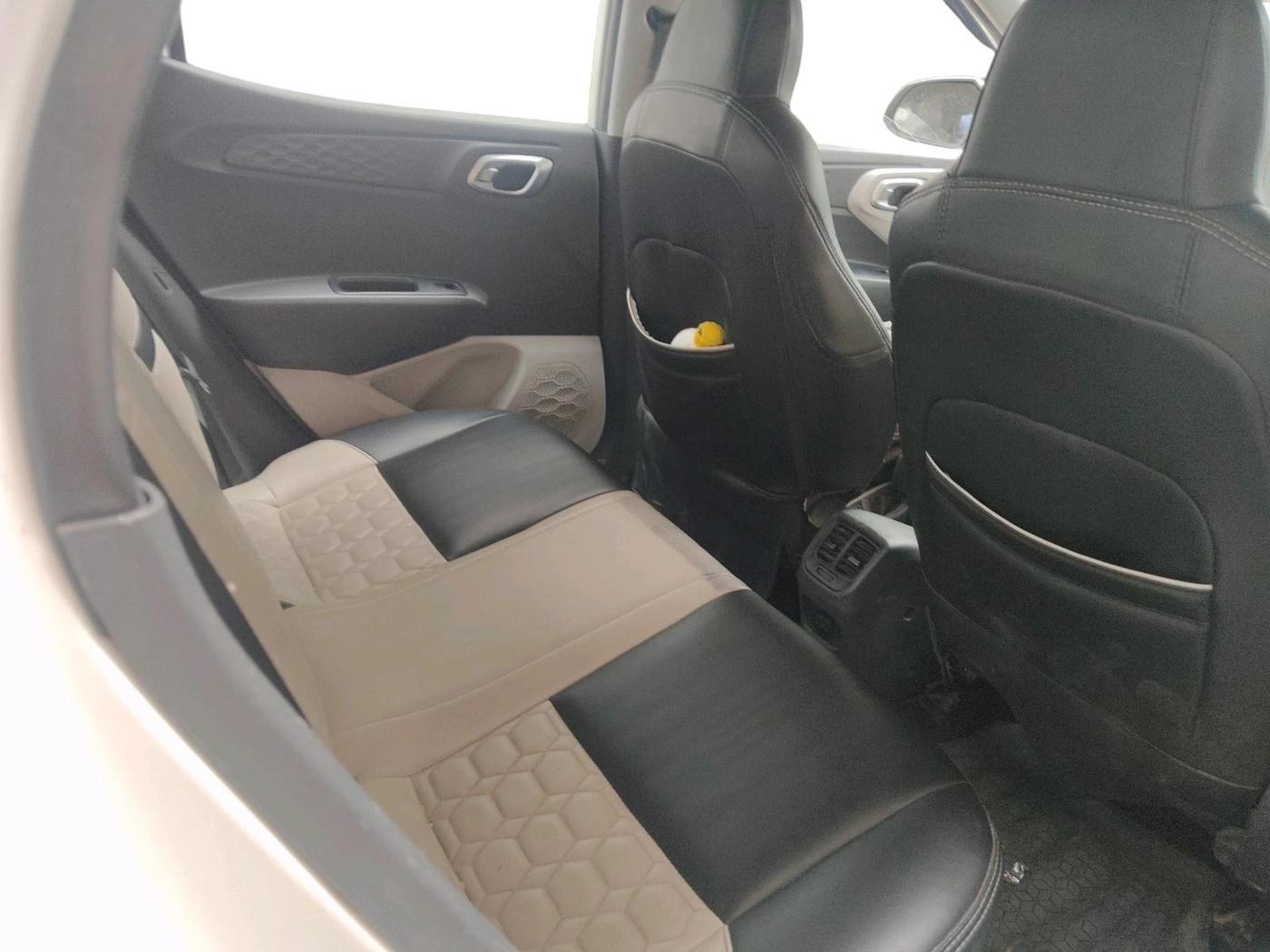 2020 Hyundai GRAND I10 NIOS SPORTZ 1.2 KAPPA VTVT, CNG, Manual, 54,533 km, interior