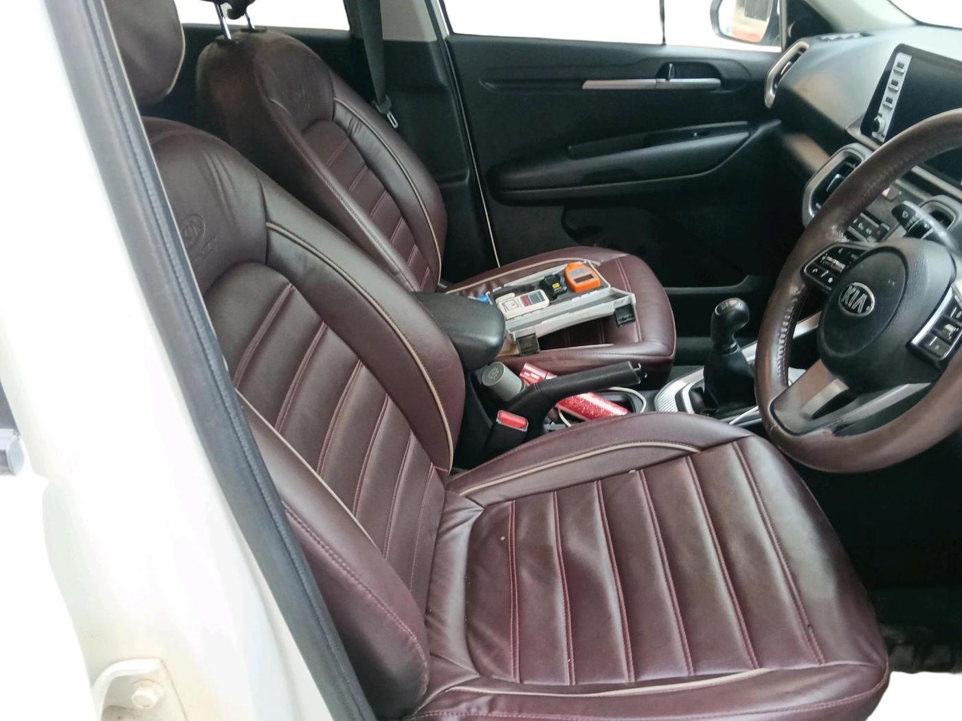 2020 KIA SONET HTK PLUS 1.2, Petrol, Manual, 36,819 km, interior