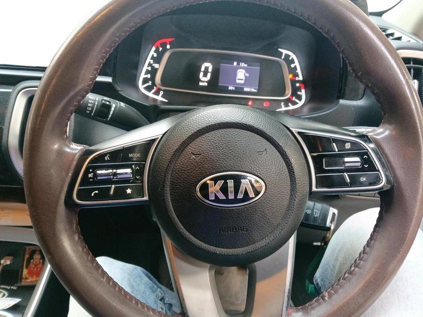 2020 KIA SONET HTK PLUS 1.2, Petrol, Manual, 36,819 km, interior