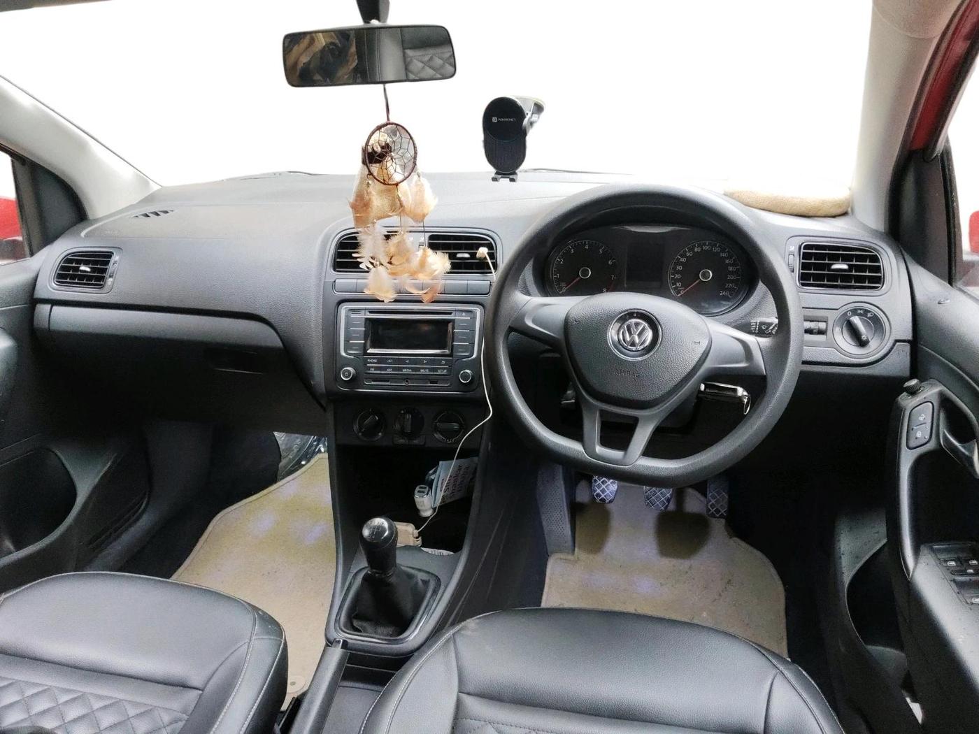2017 Volkswagen Polo COMFORTLINE 1.2L, Petrol, Manual, 36,022 km, interior