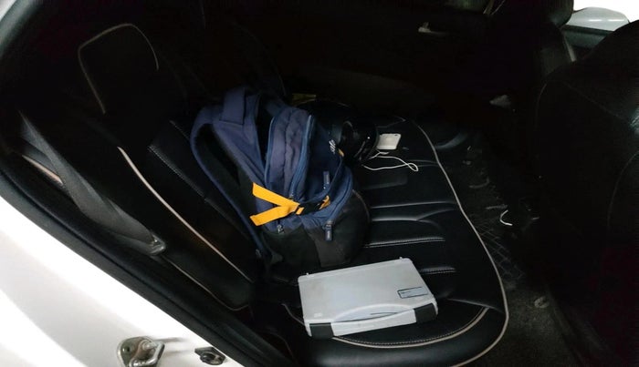 2017 Hyundai Grand i10 SPORTZ (O) 1.2 KAPPA VTVT, CNG, Manual, 99,097 km, interior