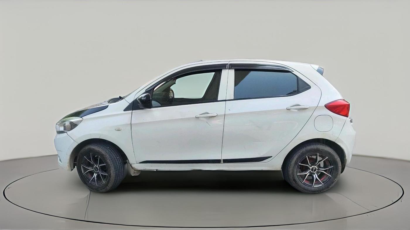 2019 Tata Tiago XT PETROL, CNG, Manual, 1,36,783 km, exterior
