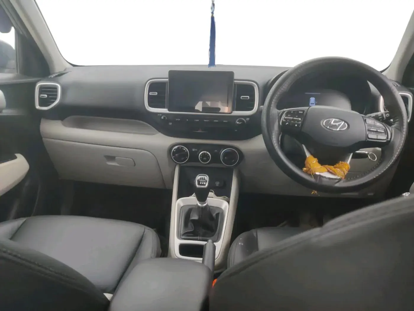 2022 Hyundai VENUE S (O) 1.0 TURBO IMT, Petrol, Manual, 43,636 km, interior