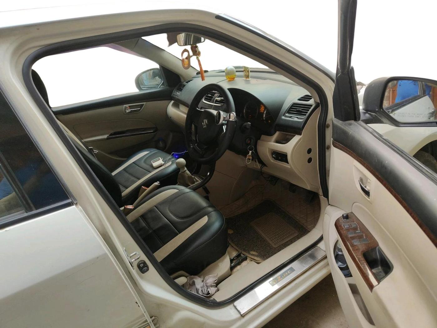 2012 Maruti Swift Dzire VXI, CNG, Manual, 68,440 km, interior