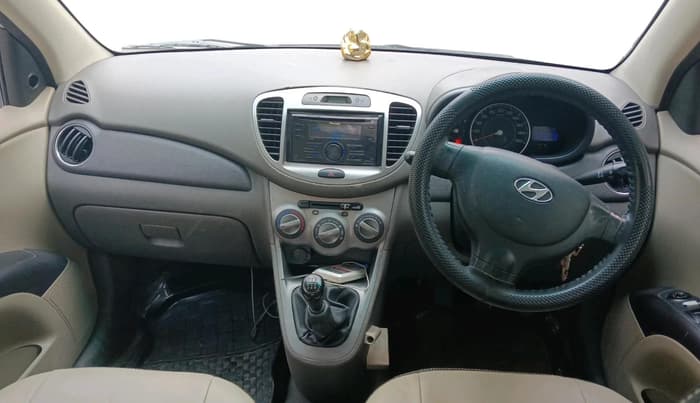 2011 Hyundai i10 MAGNA 1.2, Petrol, Manual, 74,048 km, interior