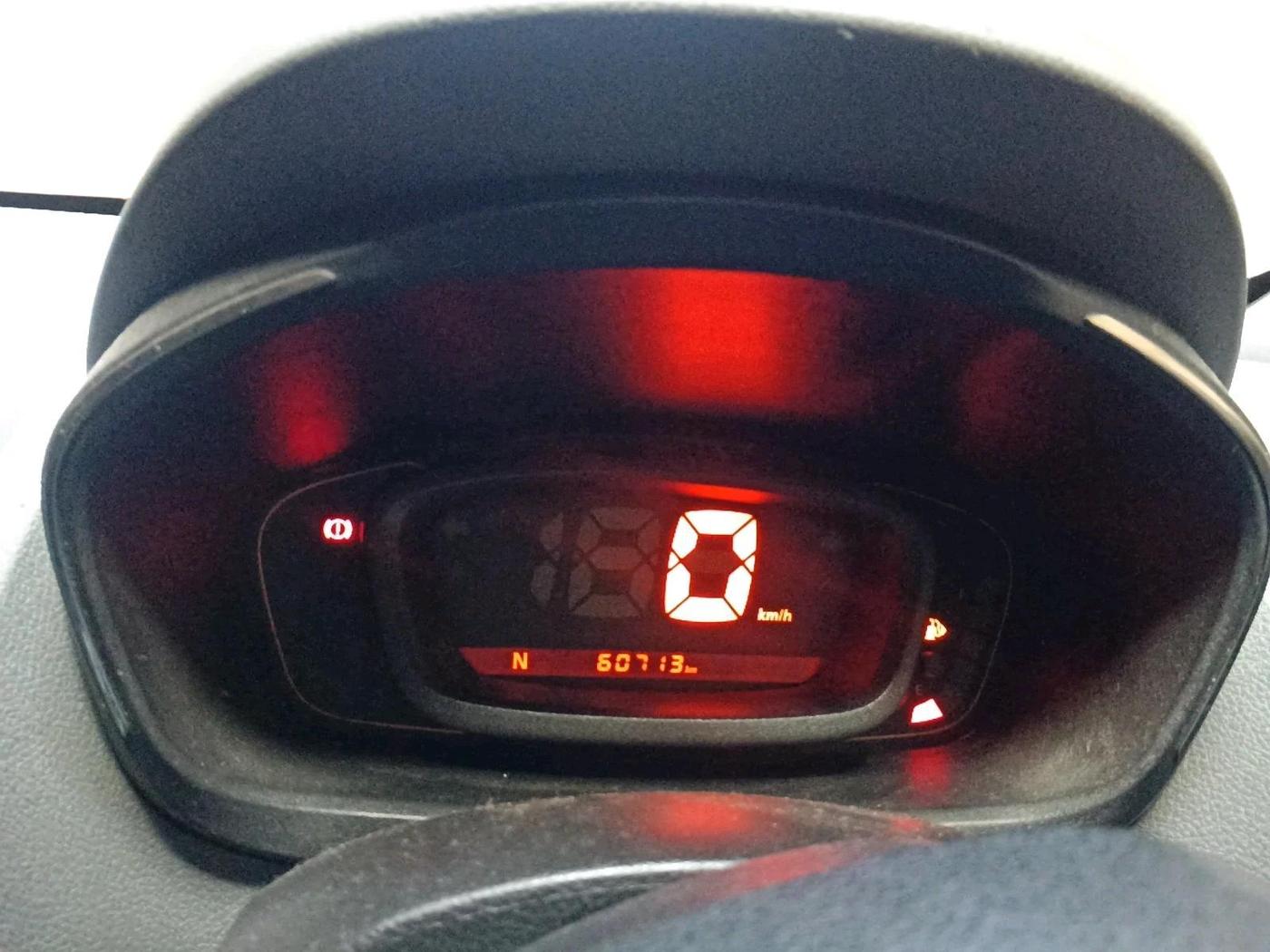 2017 Renault Kwid RXT 1.0 AMT (O), Petrol, Automatic, 60,713 km, interior