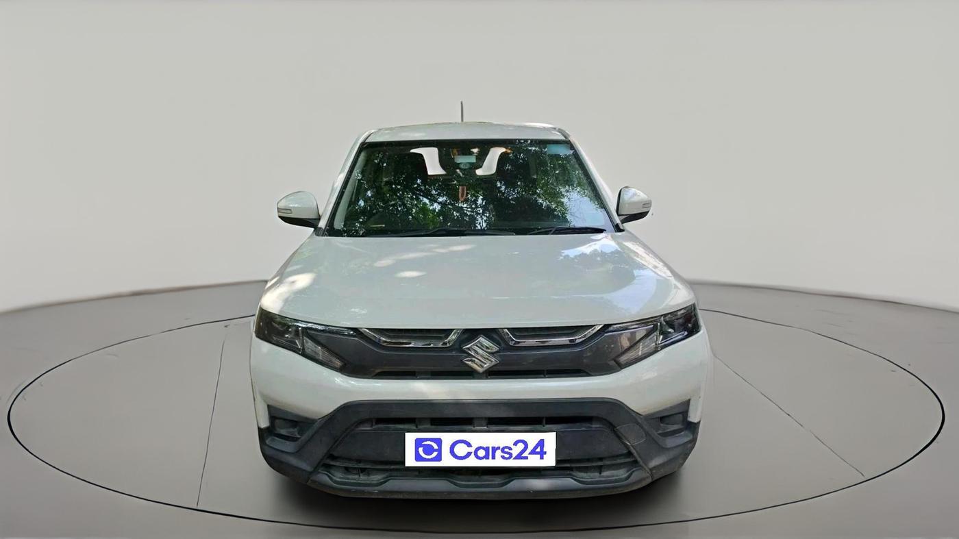 2025 Maruti BREZZA LXI, Petrol, Manual, 17,870 km, exterior