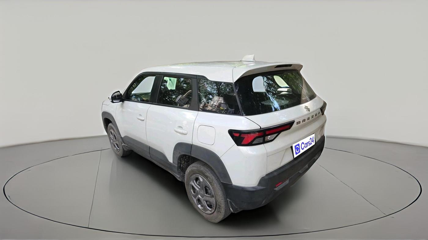 2025 Maruti BREZZA LXI, Petrol, Manual, 17,870 km, exterior