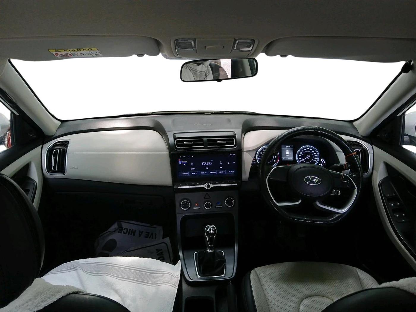 2022 Hyundai Creta E 1.5 PETROL, Petrol, Manual, 23,830 km, interior