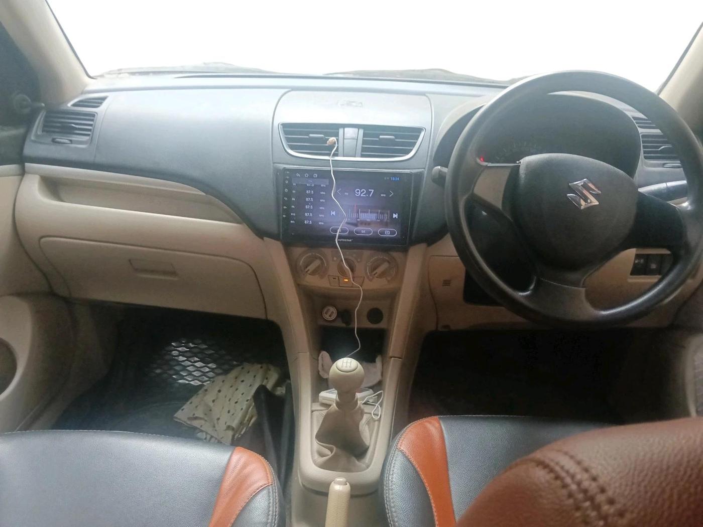 2018 Maruti Swift Dzire TOUR S-CNG, CNG, Manual, 1,15,318 km, interior