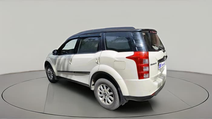 2016 Mahindra XUV500 W10 1.99, Diesel, Manual, 1,16,154 km, exterior
