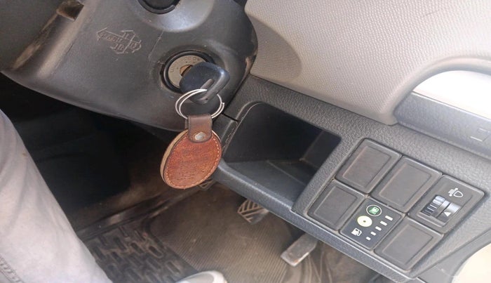 2012 Maruti Wagon R 1.0 LXI CNG, CNG, Manual, 1,25,000 km, interior