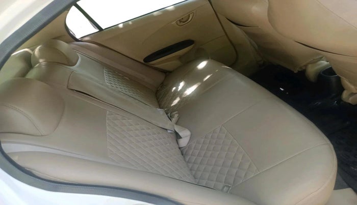 2016 Honda Amaze 1.2L I-VTEC S, CNG, Manual, 54,328 km, interior