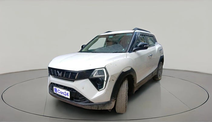 2024 Mahindra XUV 3XO MX3 Pro 1.2 L TCMPFi, Petrol, Manual, 36,990 km, exterior