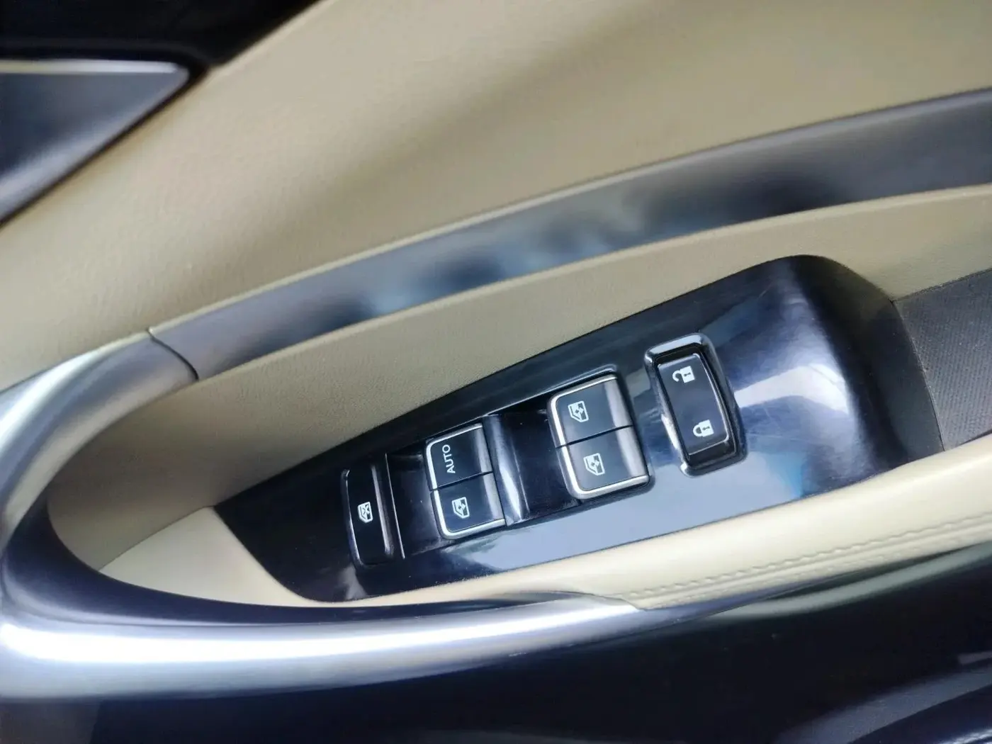 2022 MG HECTOR SHARP 1.5 PETROL CVT, Petrol, Automatic, 72,575 km, interior