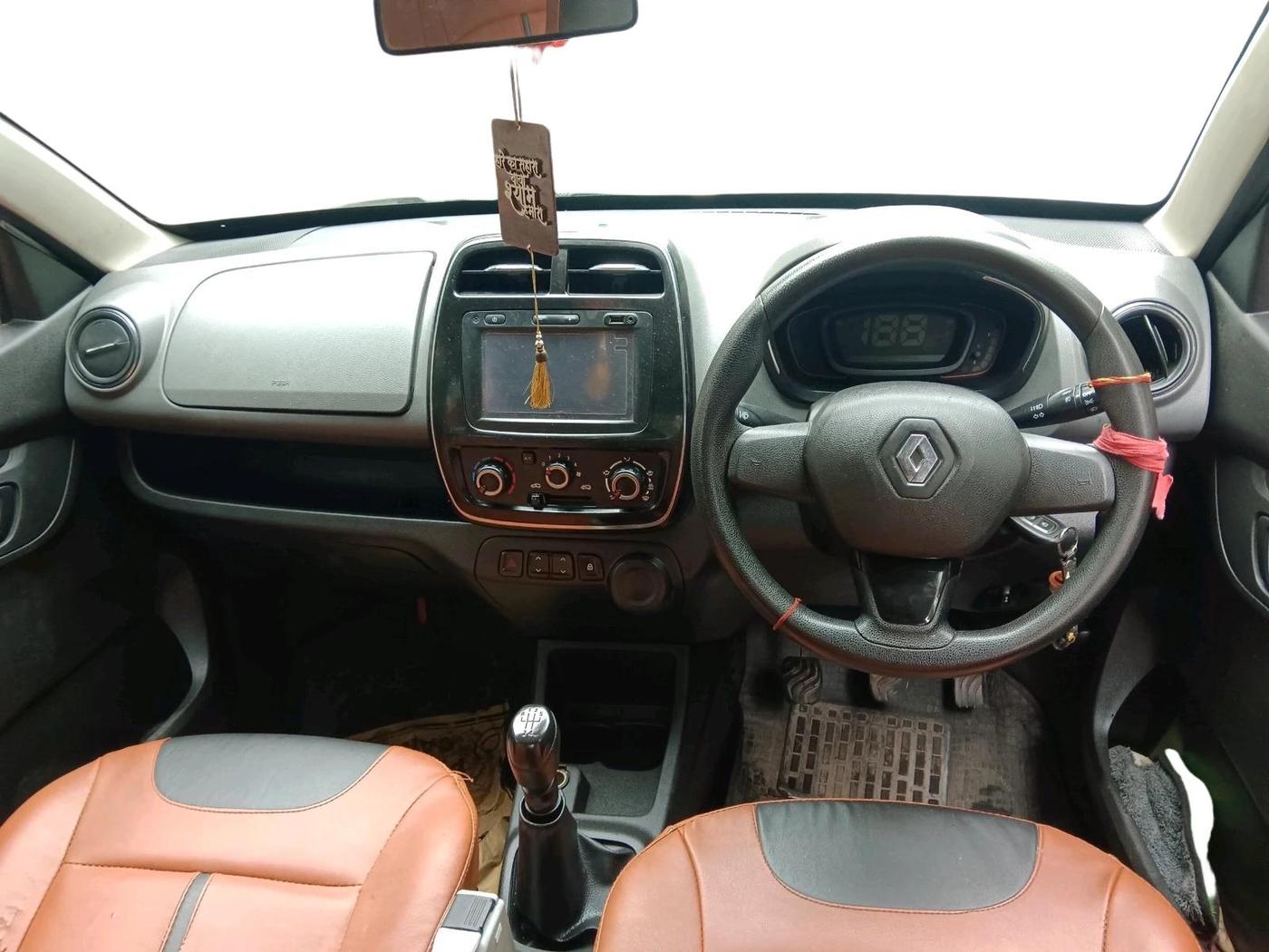 2017 Renault Kwid RXT 1.0, Petrol, Manual, 47,219 km, interior