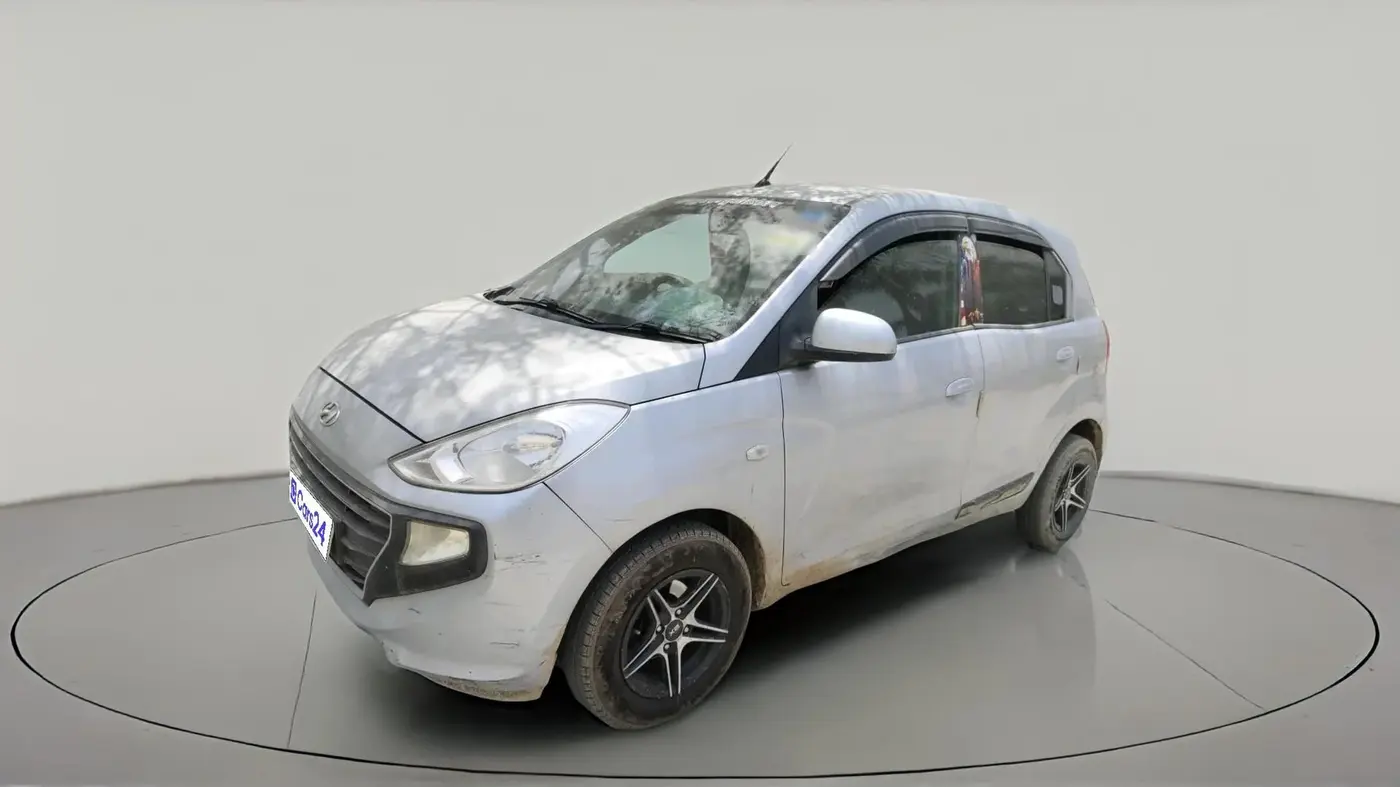2022 Hyundai NEW SANTRO MAGNA, Petrol, Manual, 27,035 km, exterior
