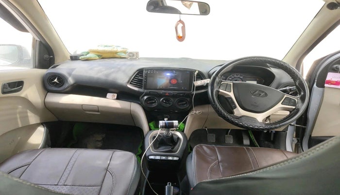 2022 Hyundai NEW SANTRO MAGNA, Petrol, Manual, 27,035 km, interior