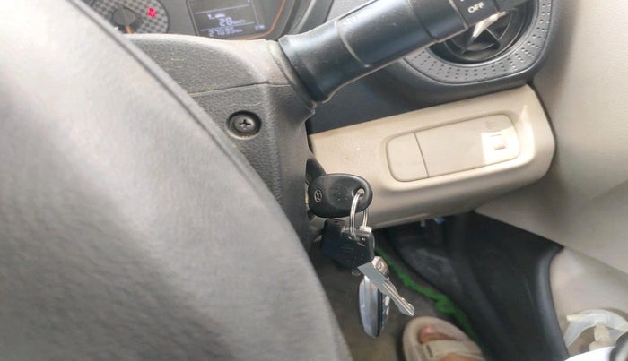2022 Hyundai NEW SANTRO MAGNA, Petrol, Manual, 27,035 km, interior