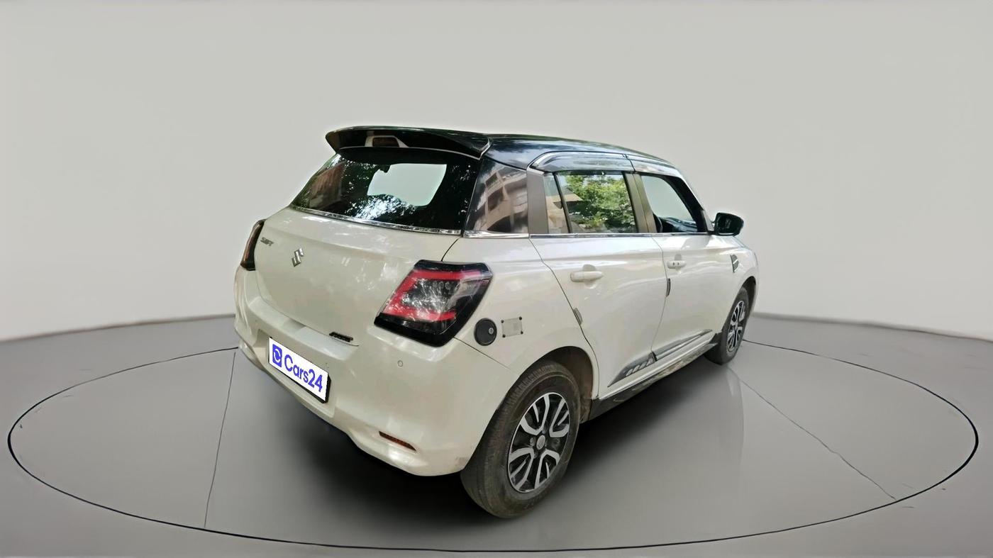 2024 Maruti Swift VXi (O) CNG, CNG, Manual, 17,989 km, exterior