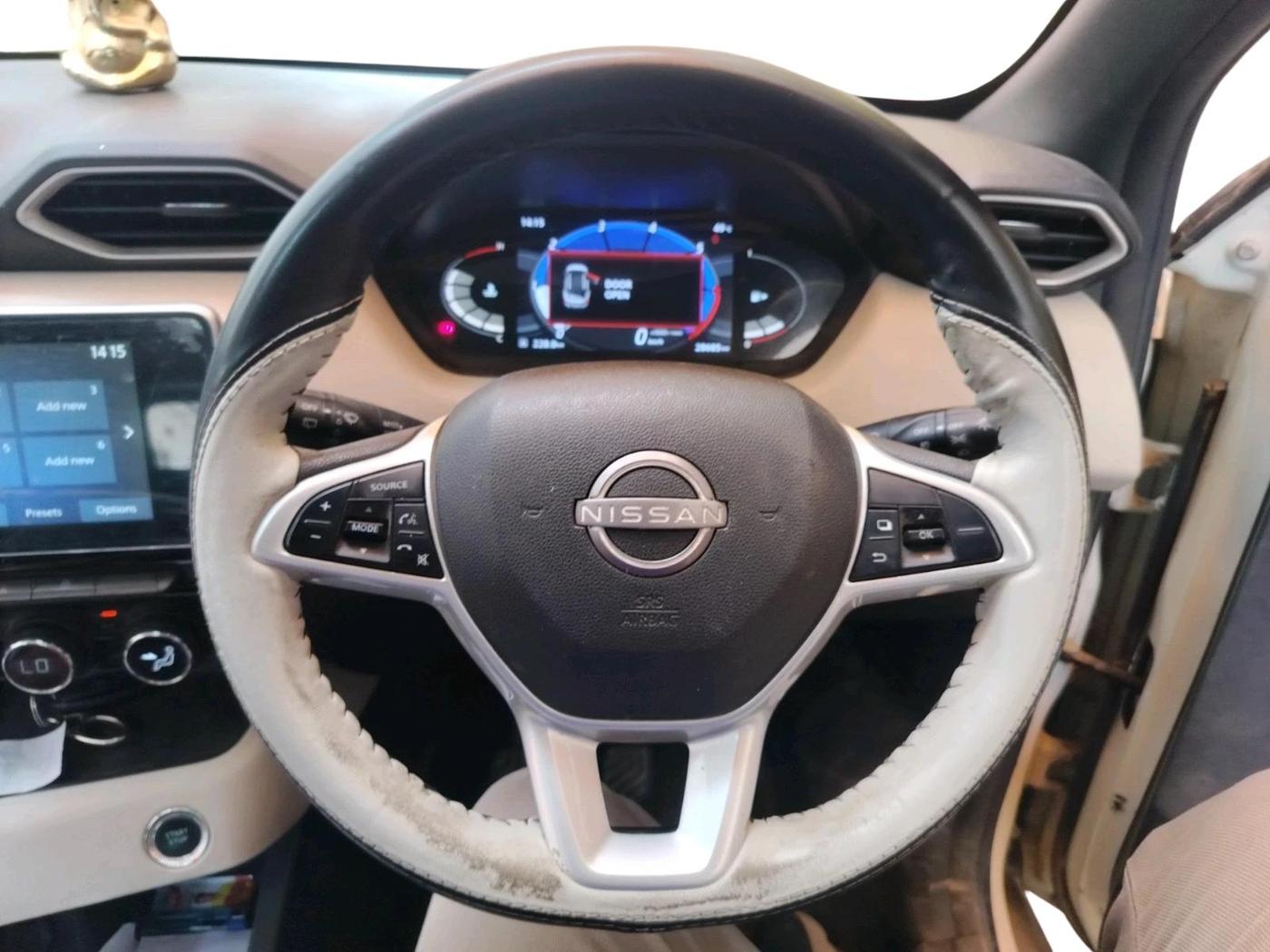 2021 Nissan MAGNITE XV MT, Petrol, Manual, 28,685 km, interior