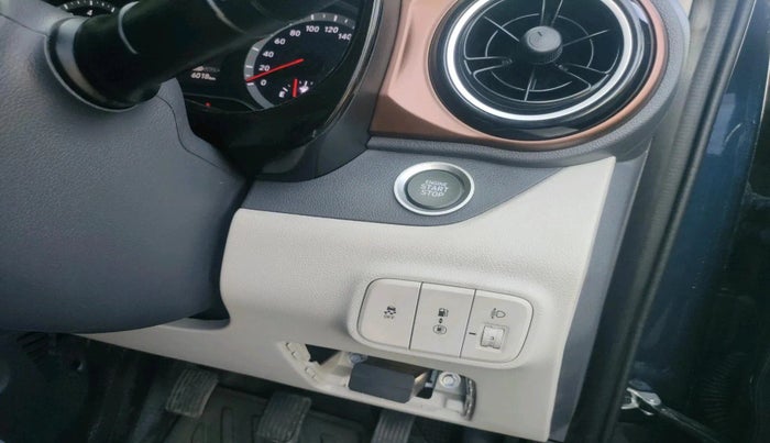 2025 Hyundai AURA SX 1.2 CNG, CNG, Manual, 6,018 km, interior