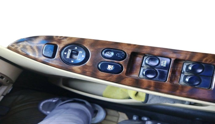 2011 Hyundai Verna FLUIDIC 1.6 VTVT SX OPT, Petrol, Manual, 90,404 km, interior