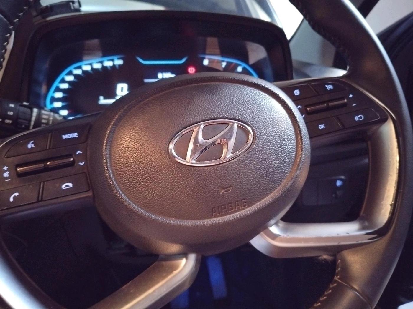 2023 Hyundai NEW I20 ASTA 1.2 MT, Petrol, Manual, 24,837 km, interior