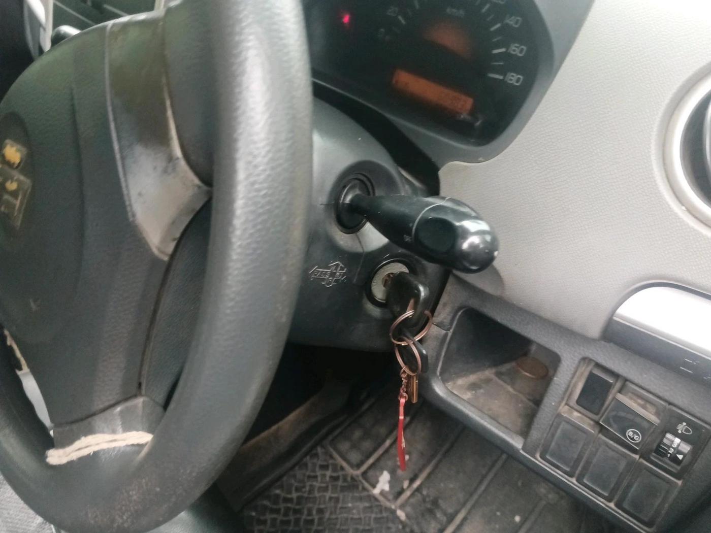 2012 Maruti Wagon R 1.0 LXI, CNG, Manual, 60,383 km, interior